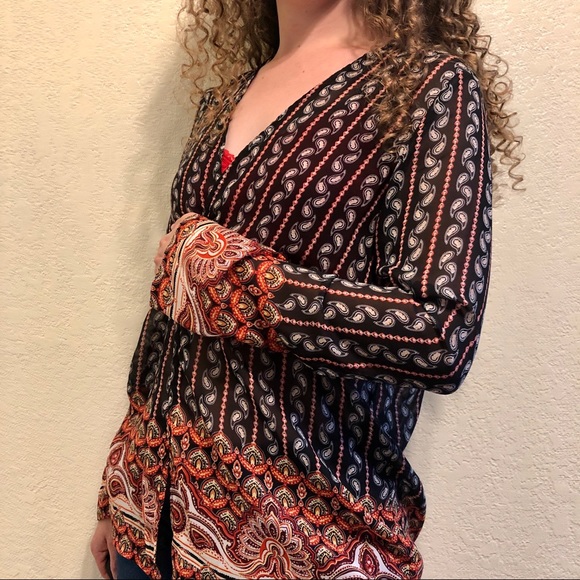 Unique open blouse - Picture 5 of 9